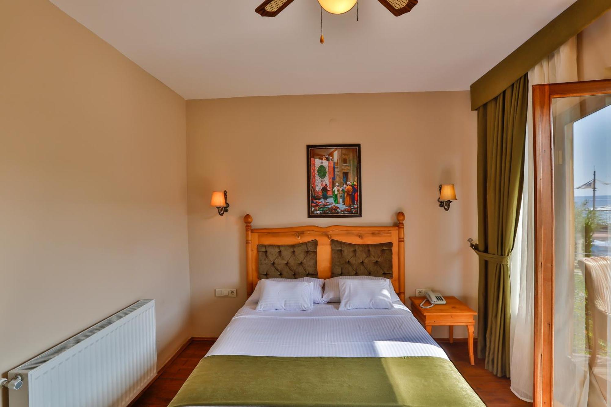 Palace Hotel Olive Odore Кючюккую Экстерьер фото