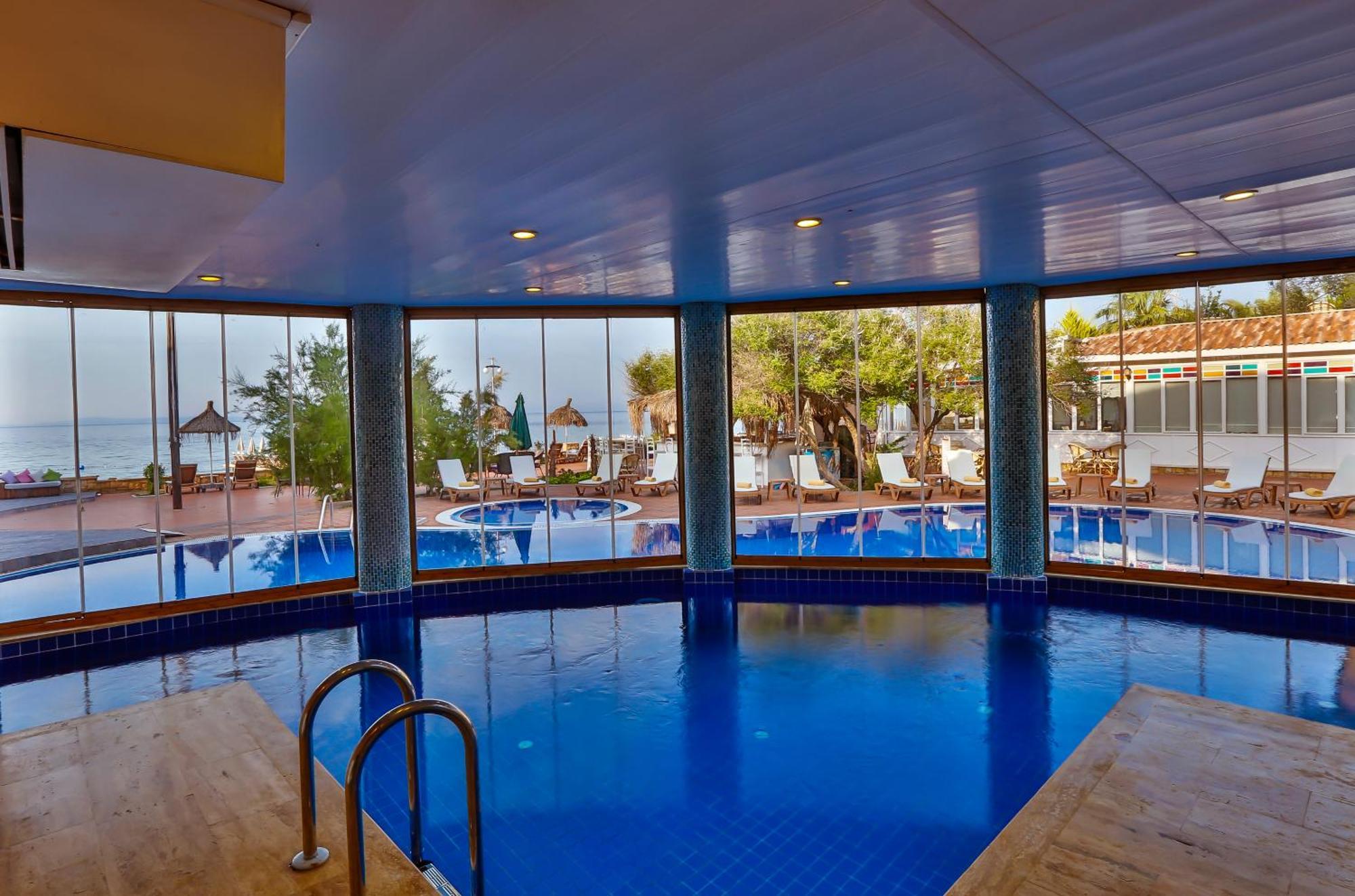 Palace Hotel Olive Odore Кючюккую Экстерьер фото